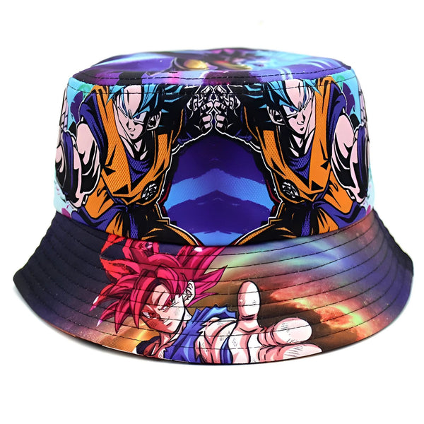 Il s'agit d'un bob réversible. D'un côté, on peut voir Goku, le personnage principal de la série Dragon Ball Z, en train de se battre contre un autre personnage. De l'autre côté, on peut voir le même personnage, mais avec les cheveux rouges, en train de tirer un Kamehameha. Le bob est bleu et violet.,BO-0881521426