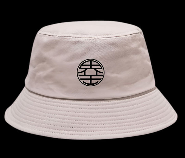 Un chapeau beige avec un symbole noir de la série Dragon Ball Z.,BO-4637737826