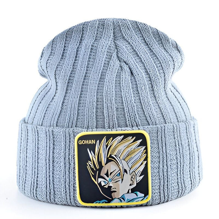 Voici un bonnet gris avec un écusson brodé de Son Gohan, un personnage de Dragon Ball Z.,BO-1940698774,BO-0438078047,BO-3383601897,BO-7592507919,BO-9282175219,BO-6501724368,BO-6748392691,BO-2717829180,BO-9184200499,BO-2232998266,BO-2593912294