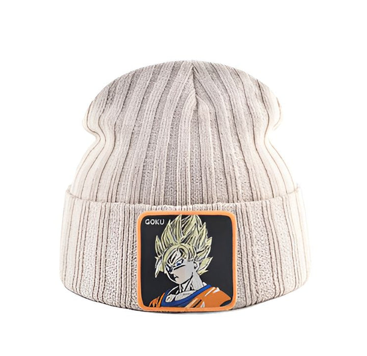 Un bonnet beige en laine avec un écusson brodé à l'effigie de Son Goku, un personnage de la série animée japonaise Dragon Ball Z.,BO-7216055322,BO-6600350660,BO-0993247598,BO-6419013674,BO-1291426442,BO-9892538382,BO-4812283094,BO-444989491X,BO-3408557411,BO-3311035674,BO-0118465007