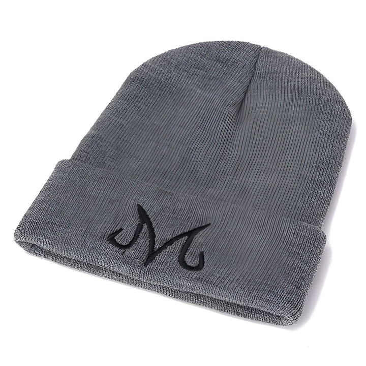 Un bonnet gris avec le logo de Dragon Ball Z brodé en noir.,BO-058174070X