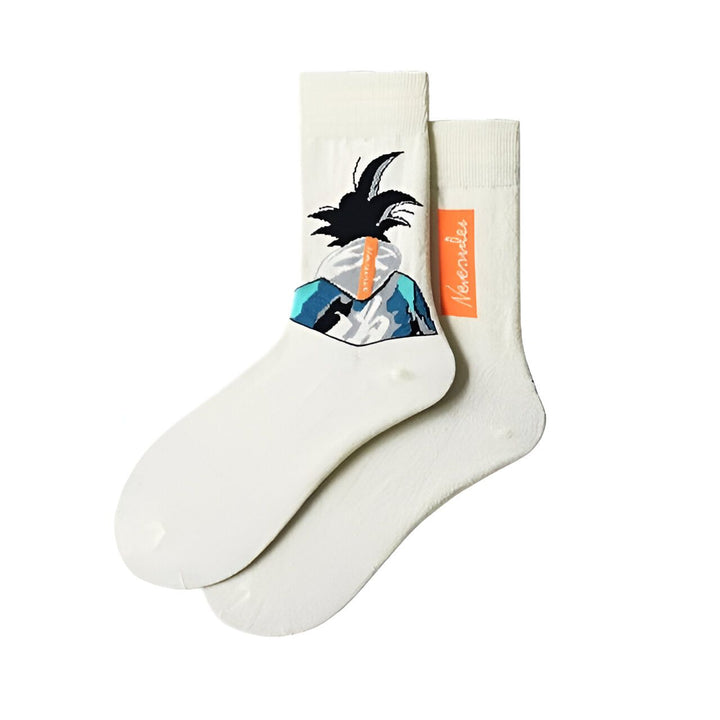 Une paire de chaussettes blanches avec un motif de Son Goku, un personnage de la série animée Dragon Ball Z.,CH-5437210817
