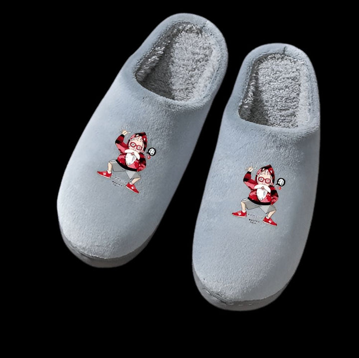 Une paire de pantoufles grises avec le personnage de Maître Roshi de Dragon Ball Z dessus.,CH-918321173X,CH-316743807X,CH-8495106604,CH-8729114217,CH-8198132627