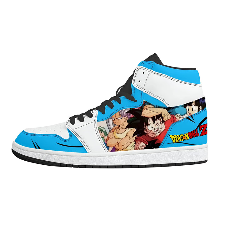 Une image d'une paire de chaussures de sport montantes bleues et blanches. Les chaussures sont ornées de personnages du dessin animé Dragon Ball Z.,CH-7948644458,CH-3969001986,CH-2597781437,CH-6700877091,CH-5274494595,CH-0072908335,CH-4063550087,CH-3888469473,CH-1335378626,CH-6886189514,CH-1625519737,CH-9061787823,CH-4133430875