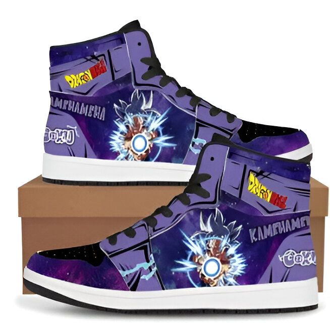 Une paire de chaussures de basket montantes violettes à l'effigie de Son Goku, un personnage de la série animée Dragon Ball Z.,CH-7635207393,CH-2845600054,CH-2858338876,CH-246454924X,CH-1999211898,CH-0824308085,CH-0280206550,CH-6098289824,CH-5020997722,CH-0178810460,CH-7656294597,CH-0945123795,CH-7070819587