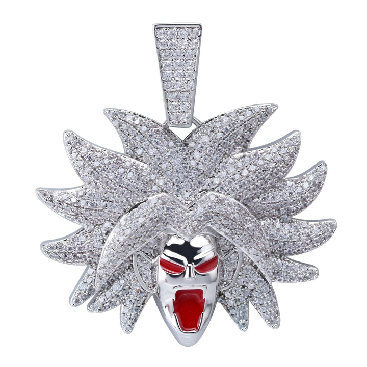 Le pendentif représente le visage de Son Goku, un personnage de la série animée Dragon Ball Z. Il est en argent et serti de zircons blancs. Les yeux de Son Goku sont rouges et il a une expression de colère sur le visage.