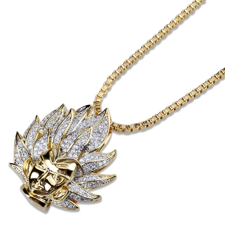 Un pendentif en or représentant le visage de Son Goku, un personnage de la série animée Dragon Ball Z. Il est entouré de flammes et porte une chaîne en or.,CO-9532606661,CO-7467828659,CO-7888845169