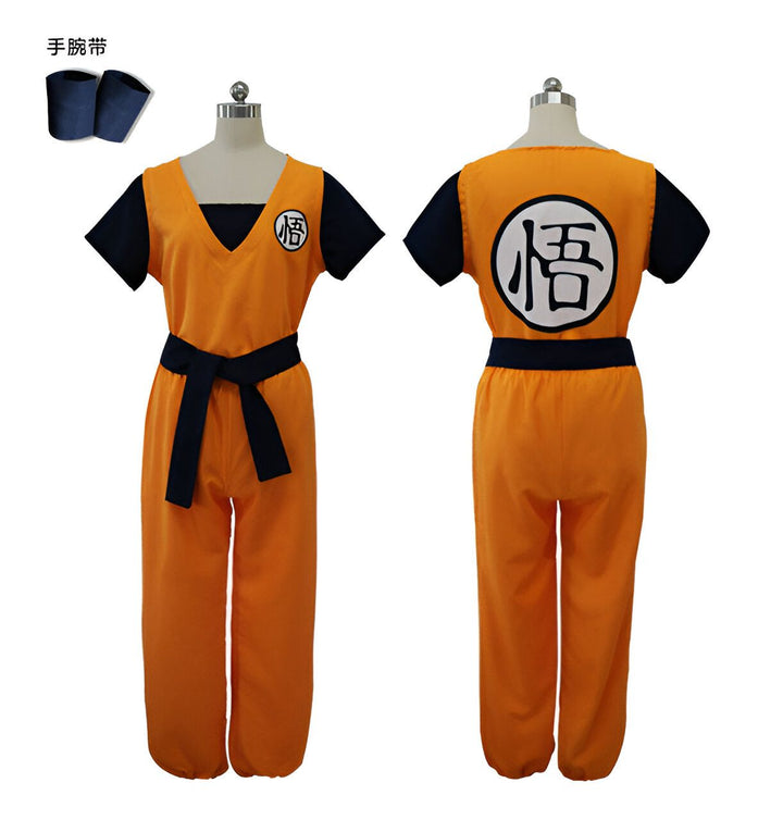 Une combinaison orange avec une ceinture noire et des symboles japonais dans le dos. Il y a aussi des gants bleus.,DS-8012429535,DS-0707817579,DS-6972897270,DS-4702631713,DS-3316540512