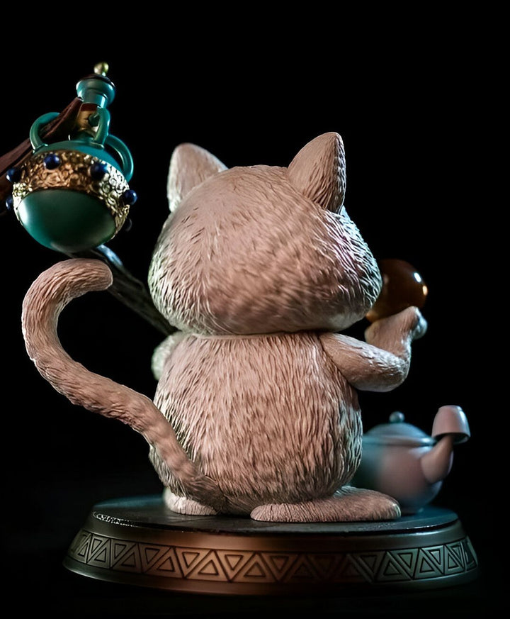 Une figurine de Beerus, le dieu de la destruction, est assis sur un trône. Il porte un kimono blanc et tient un sceptre dans sa main droite. Il a une expression arrogante sur son visage. La figurine est très détaillée et mesure environ 30 cm de haut.,FI-3594633527
