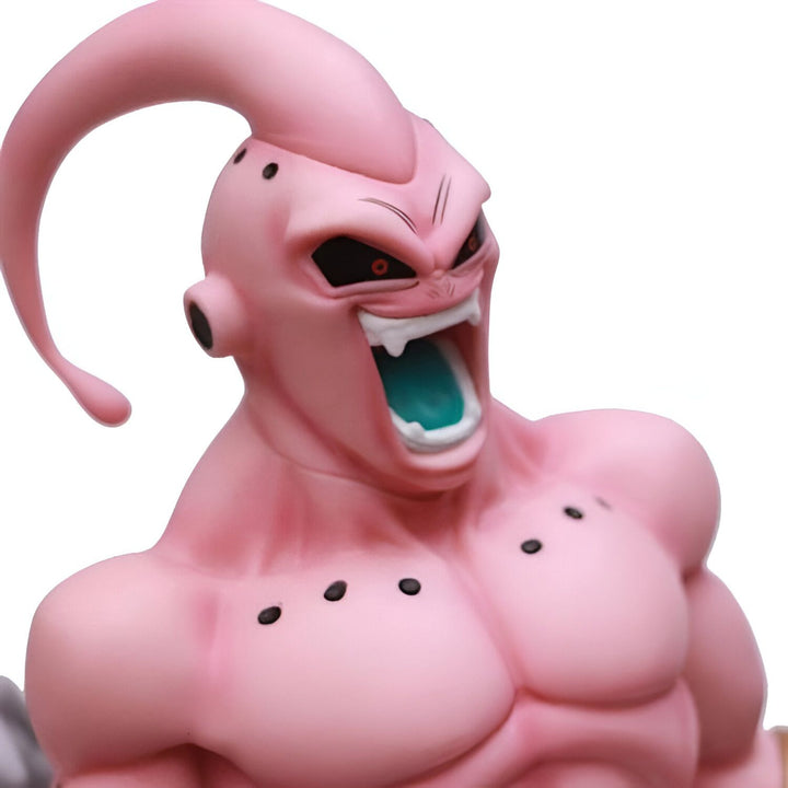 Une image de Boo, un personnage de Dragon Ball Z. Boo est un extraterrestre rose avec des cornes et une longue langue. Il est très puissant et peut se régénérer.,FI-3137773350