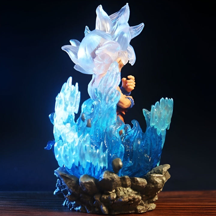 Une figurine de Son Goku, un personnage de la série Dragon Ball Z. Il est représenté en train de se téléporter, entouré d'un halo bleu.,FI-538701792X