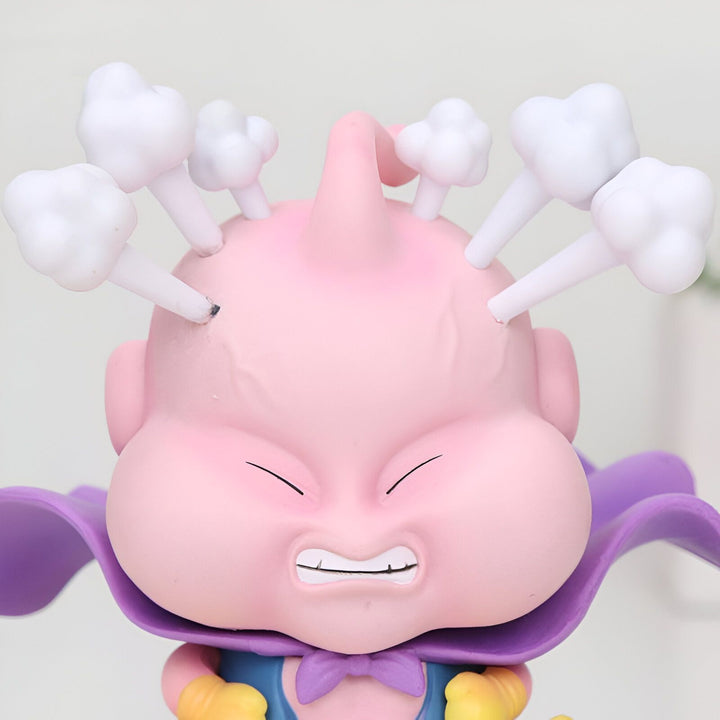 Une figurine en plastique de Majin Buu, un personnage de la série animée Dragon Ball Z. Il est représenté en train de crier, avec les veines apparentes sur son front et de la fumée qui sort de ses oreilles. Il porte une cape violette et un nœud papillon rose.,FI-8463921574