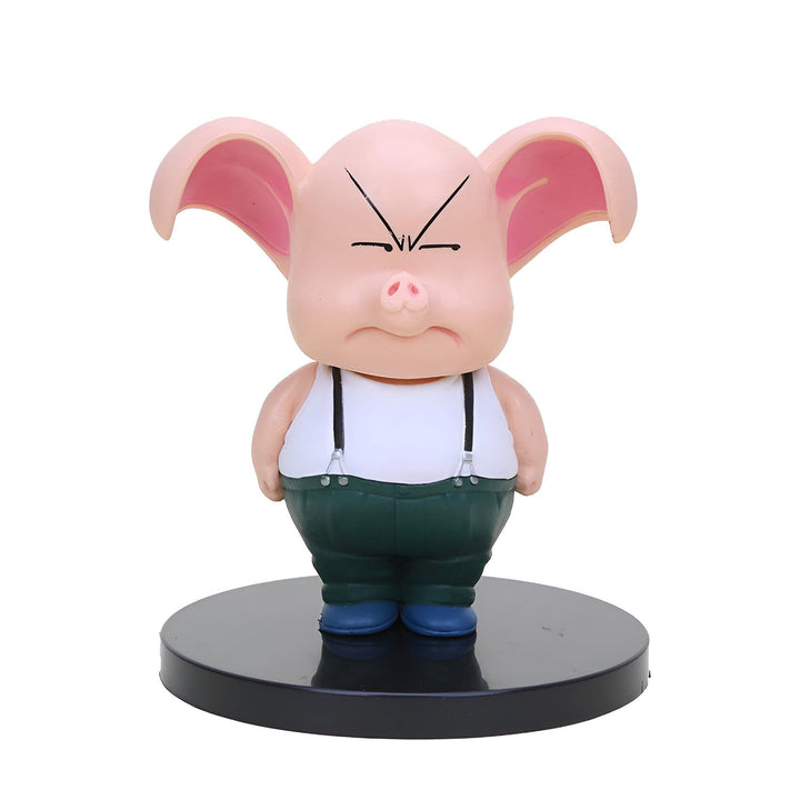 Une figurine de Oolong, un personnage de Dragon Ball, est debout sur un socle noir. Il est vêtu d'un pantalon vert et d'une chemise blanche et porte des chaussures bleues. Il a les oreilles pointues et le nez retroussé.,FI-3817736304