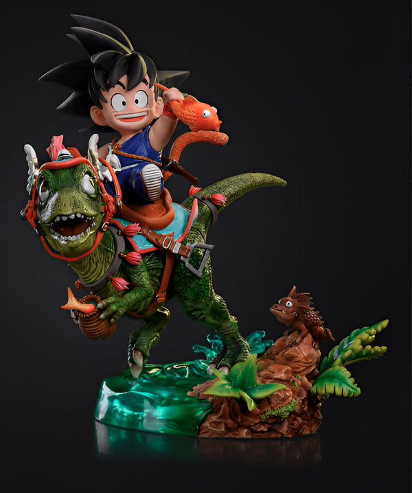 Une figurine de Son Goku, un personnage de Dragon Ball, chevauchant un dinosaure vert. Il tient une carotte à la main.,FI-3980047431