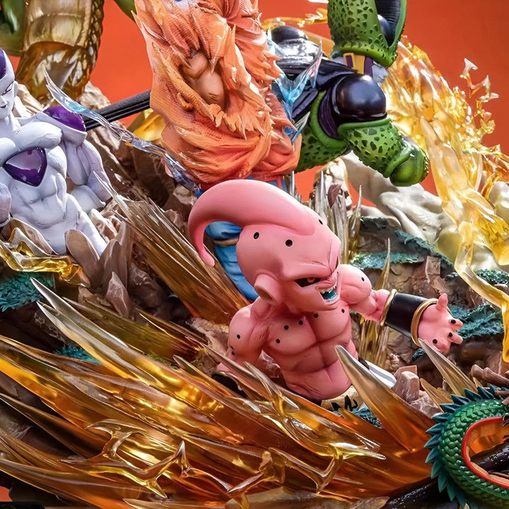 Une image de Majin Buu, un personnage de Dragon Ball Z. Il est représenté en train de se battre contre d'autres personnages de la série, notamment Goku, Vegeta et Cell. La scène se déroule sur un fond de montagnes et de nuages.,FI-9067780960