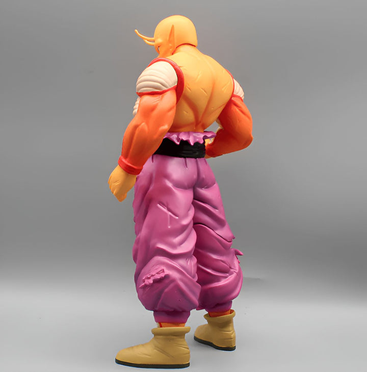 Une figurine de Piccolo de dos, un personnage de Dragon Ball Z. Il est représenté avec sa tenue orange et violette, et ses muscles sont saillants.,FI-4241537758