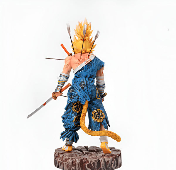 Une figurine de Son Goku, un personnage de la série Dragon Ball Z. Il est vêtu d'un kimono bleu et blanc et porte une épée. Il a les cheveux jaunes et les yeux bleus. Il est représenté de dos, avec des blessures sur le corps.,FI-994355018X