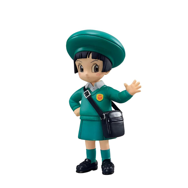 Une figurine de Videl, un personnage de Dragon Ball Z, portant un béret et une tenue verte.,FI-2345242019