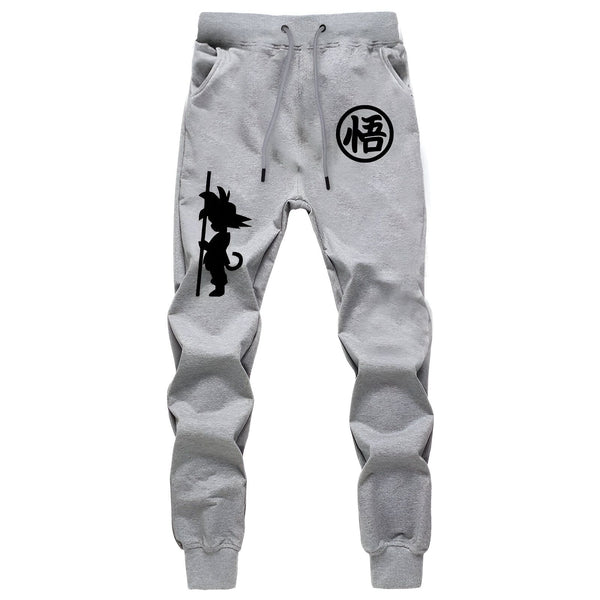 Le pantalon est gris avec un motif de Son Goku, un personnage de la série animée japonaise Dragon Ball Z.,JO-9223403162,JO-6800857831,JO-1591402042,JO-5083241528,JO-944955935X,JO-6313152026,JO-272291848X,JO-7924764844,JO-6297517711,JO-8014534239,JO-9469196414,JO-2569698628,JO-1455126977,JO-6009056055,JO-4895390594,JO-3432032307