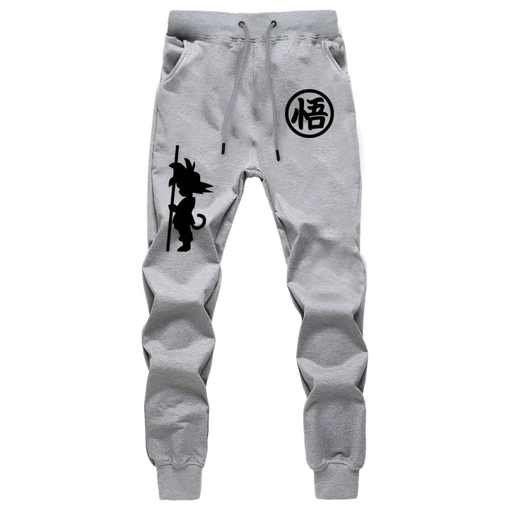 Le pantalon est gris avec un motif de Son Goku, un personnage de la série animée japonaise Dragon Ball Z.,JO-9223403162,JO-6800857831,JO-1591402042,JO-5083241528,JO-944955935X,JO-6313152026,JO-272291848X,JO-7924764844,JO-6297517711,JO-8014534239,JO-9469196414,JO-2569698628,JO-1455126977,JO-6009056055,JO-4895390594,JO-3432032307