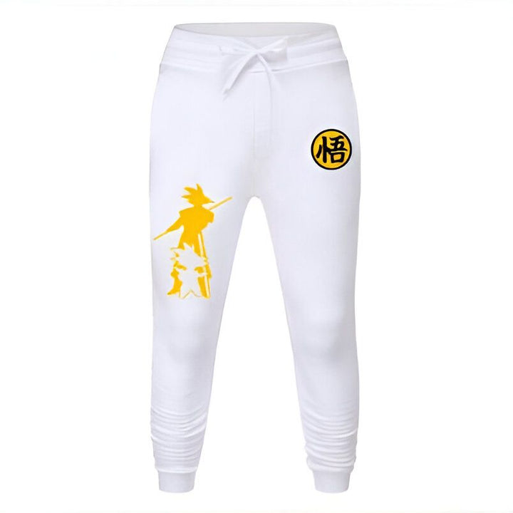 Un pantalon de jogging blanc avec un motif jaune de Goku, un personnage de la série animée Dragon Ball Z.,JO-1763944948,JO-3660924792,JO-0739090283,JO-2566195110,JO-1453947116,JO-2601722363,JO-9673215995,JO-0494590149,JO-1642914592,JO-1963518780,JO-4663223672,JO-9058034984,JO-0837247012,JO-6719453831,JO-1928142494,JO-2773639499,JO-4335013477,JO-6704395113,JO-8282449288,JO-9726853672