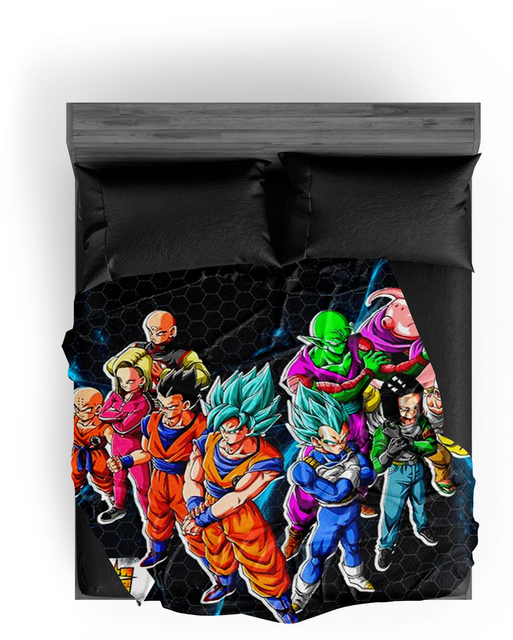 Une image de la couverture de Dragon Ball Z. Les personnages principaux sont représentés, dont Goku, Vegeta, Gohan, Piccolo, Krilin, Yamcha,天津飯, Chiaotzu, Bulma et Beerus.,PL-1705744648,PL-0350008833