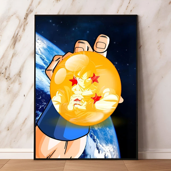 Une image de Son Goku, un personnage de la série animée Dragon Ball Z, tenant une boule de cristal dans sa main. La boule de cristal est orange et possède quatre étoiles rouges. Son Goku est un Saiyan, une race extraterrestre connue pour sa force et ses pouvoirs de combat. Il est le protagoniste de la série Dragon Ball Z et l'un des personnages les plus populaires de l'histoire de l'anime et du manga.,PO-1720776482