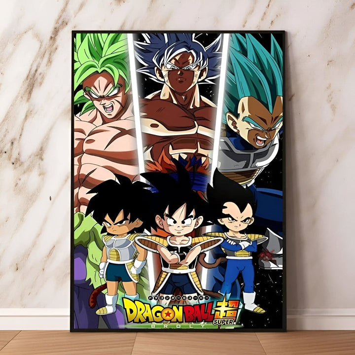 Une affiche de Dragon Ball Super Broly. On y voit Goku, Vegeta, Broly et leurs fils.,PO-9472498949