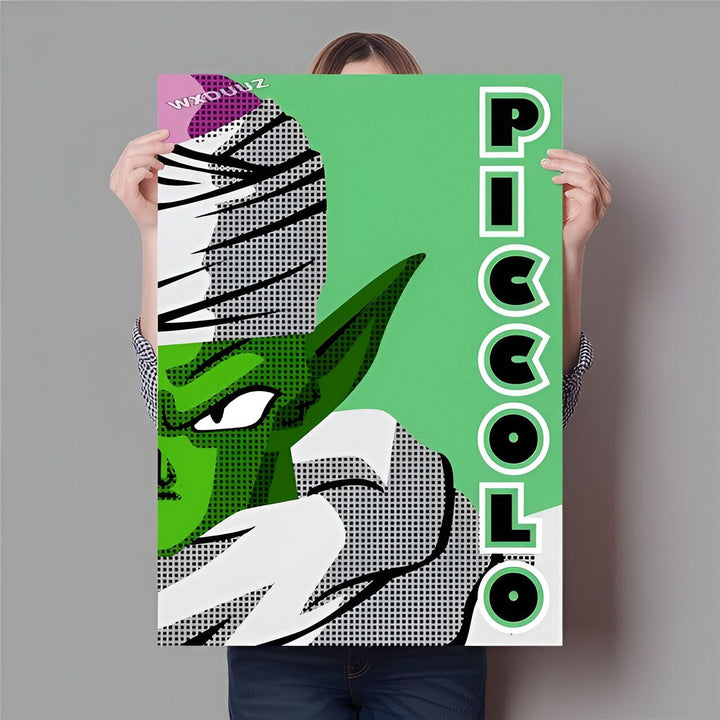 Une affiche du personnage Piccolo de la série Dragon Ball Z. Il est représenté de profil, avec son turban et son regard caractéristique. Le fond est vert et le texte "Piccolo" est écrit en noir et vert.,PO-718525972X,PO-1252471270