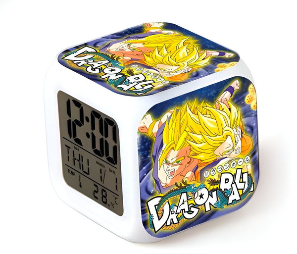 Une horloge numérique blanche avec des lumières LED colorées. L'horloge est décorée avec des personnages de la série animée Dragon Ball Z.,RS-1471168409