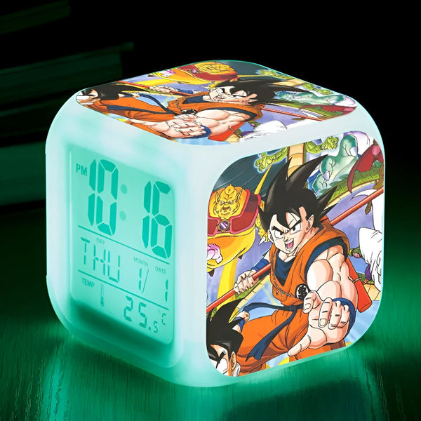 Une horloge numérique verte avec des personnages du dessin animé Dragon Ball Z.,RS-5078502807