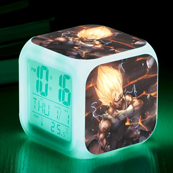 L'image montre un réveil numérique avec une lumière verte. Le réveil est décoré d'une image de Vegeta, un personnage de la série animée Dragon Ball Z.,RS-3682176950