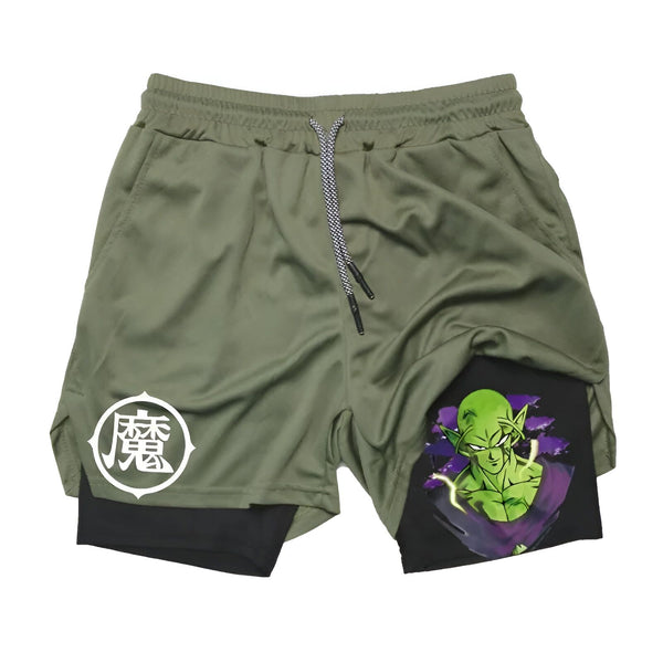 Ce short de sport vert olive possède une doublure noire. Il est orné d'un motif représentant le personnage de Piccolo de la série Dragon Ball Z.,SH-3353019685,SH-4622317885,SH-2208747828,SH-5397059919,SH-1603164154,SH-7636252317