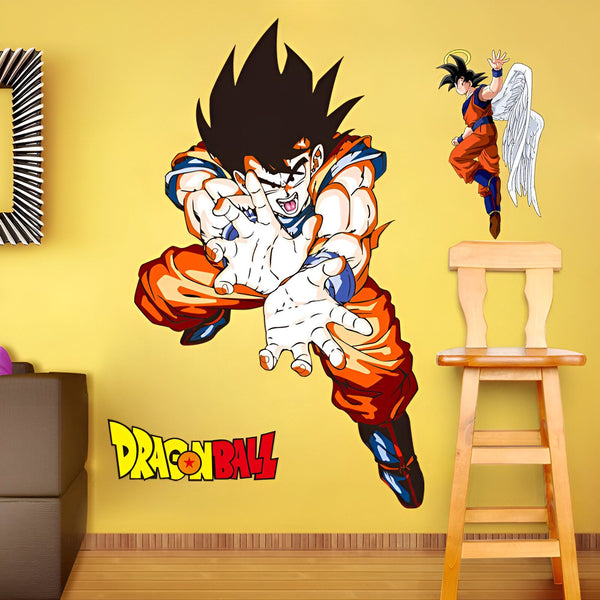 Une image de Son Goku, un personnage de Dragon Ball Z, en train de se battre. Il est entouré d'un halo de lumière et porte une combinaison orange et bleue.,ST-7163553501