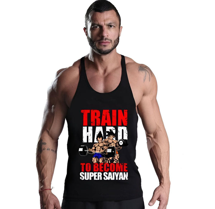 L'image montre un homme musclé portant un débardeur noir avec un motif de Goku, un personnage de la série animée Dragon Ball Z. Le texte sur le débardeur dit "Train hard to become Super Saiyan".,ST-3734960339,ST-0332174824,ST-4608575562