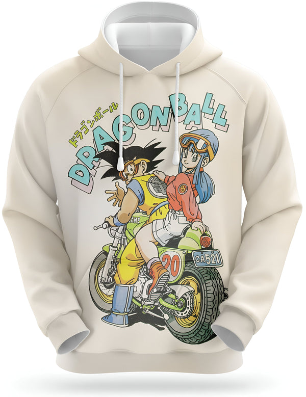 Une image de Son Goku et Bulma sur une moto. Son Goku est un jeune homme avec des cheveux noirs hérissés et Bulma est une jeune femme avec des cheveux bleus courts. Ils portent tous les deux des combinaisons orange et ont des expressions déterminées sur leurs visages. La moto est rouge et a un siège noir. L'arrière-plan est blanc.,SW-6575528945,SW-3427630048,SW-6428840782,SW-6453437791,SW-2266881388,SW-8841568992