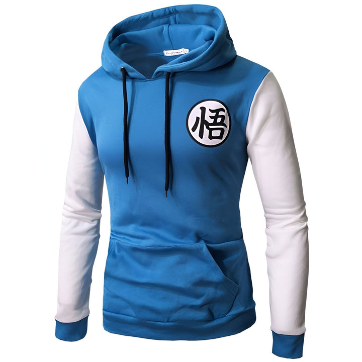 Un sweat à capuche bleu et blanc avec le symbole "Goku" en noir sur la poitrine.
