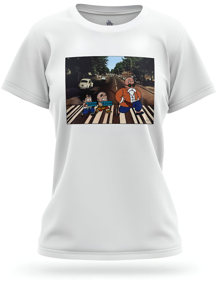 Une image d'un t-shirt blanc avec une image de Goku, Krilin et Tortue Géniale marchant sur l'Abbey Road.,T--1952721857,T--1293690252,T--6331562362,T--8615630844,T--5342241952,T--6458820003