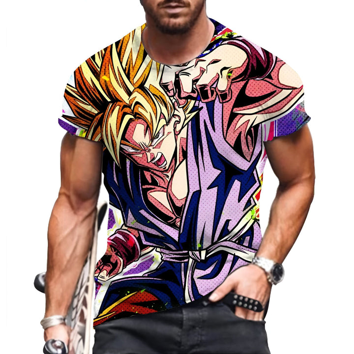 Un homme porte un t-shirt avec un personnage de dessin animé dessus. Le personnage est un homme avec des cheveux jaunes et des yeux bleus. Il porte une combinaison orange et bleue. Il est en train de se battre contre un autre personnage.,T--3403882225,T--2868443044,T--3500388302,T--3536343937,T--2818876443