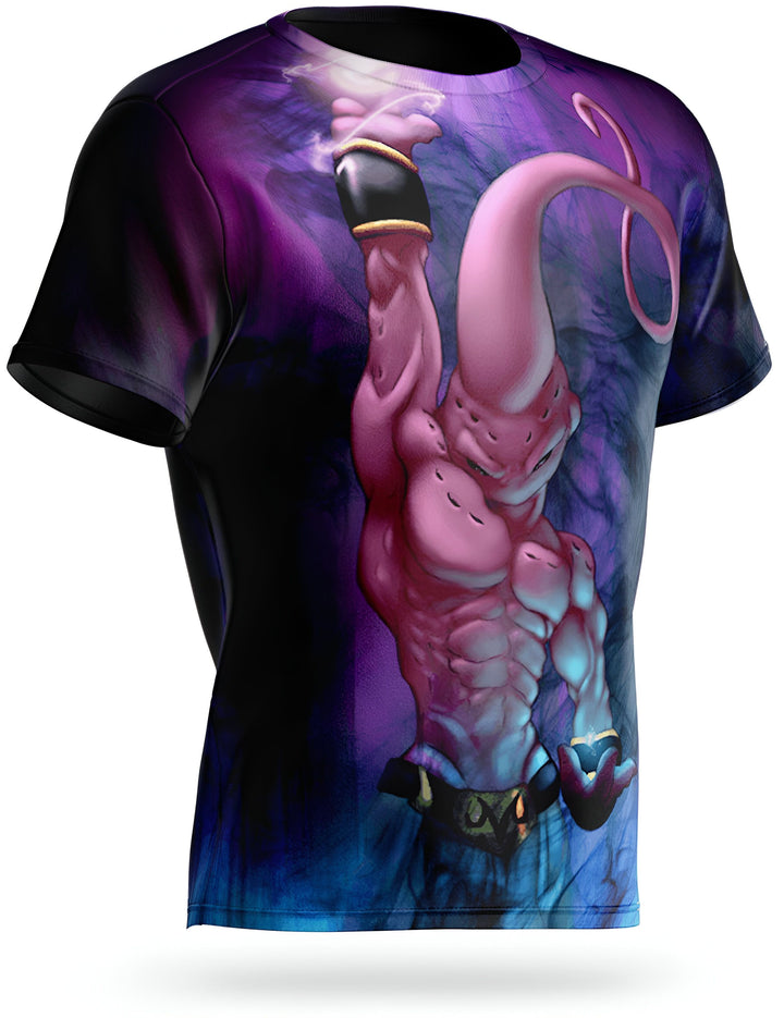 Le t-shirt représente le personnage de Majin Buu, un personnage de la série animée japonaise Dragon Ball Z. Majin Buu est un être rose et musclé, avec une tête ronde et des cornes. Il est vêtu d'un pantalon noir et d'un gilet noir. Il est en train de charger une boule d'énergie rose dans sa main droite. Le fond du t-shirt est violet et noir.,T--5977938950,T--0124591124,T--5133071345,T--0984951970,T--377111781X,T--3774989729,T--4004470951,T--8787542420