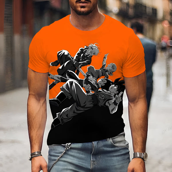 L'image représente un homme portant un t-shirt orange avec un imprimé de personnages de dessins animés.,T--4720567258,T--1747332666,T--0294409718,T--551003517X,T--2308004142