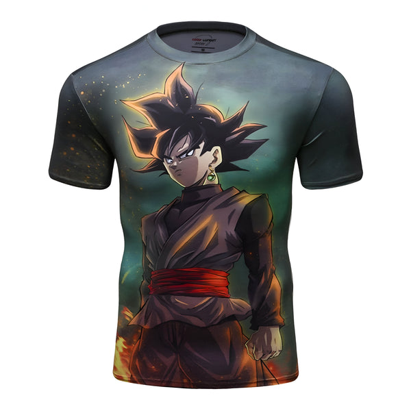 Une image d'un t-shirt noir avec un personnage de l'anime Dragon Ball Z, Black Goku. Il est vêtu d'une combinaison noire et rouge avec une ceinture rouge. Il a les cheveux noirs et les yeux verts. Il est entouré de flammes.,T--3515340157,T--7889069154,T--0252917928,T--2932132938