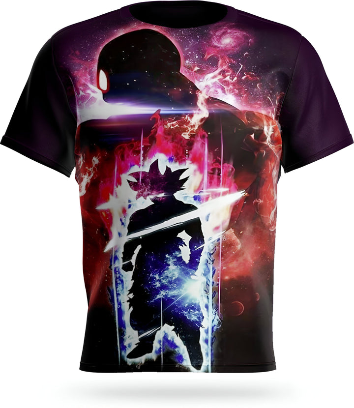 Le t-shirt représente Son Goku, un personnage de la série animée japonaise Dragon Ball Z. Il est en train de se battre contre un adversaire. Le fond est constitué d'un ciel étoilé.,T--2858405239,T--0373266332,T--457877743X,T--2500847594,T--7044375170