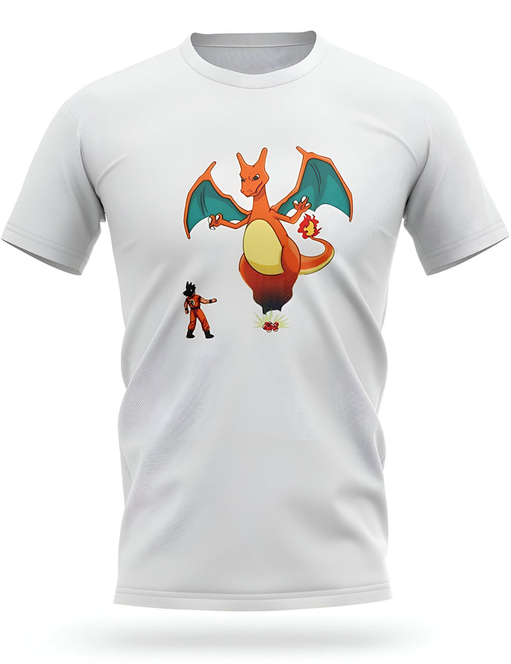 L'image représente un t-shirt blanc avec un personnage de dessin animé, Charizard, en train de voler au-dessus d'un autre personnage de dessin animé, Goku. Charizard est un Pokémon, et Goku est un Saiyan. Le t-shirt est disponible en plusieurs tailles et couleurs.,T--8326735523,T--8758586881,T--0127895310,T--1324768673,T--127092348X,T--5497815340