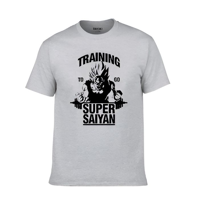Le t-shirt est gris avec une image de Son Goku, un personnage de la série animée Dragon Ball Z. Son Goku est en train de s'entraîner avec des haltères. Le texte sur le t-shirt dit "Training to go Super Saiyan".,T--6519142379,T--2357242361,T--9781434198,T--1664385916,T--8364730983,T--2786075289,T--9763483344,T--1013670086,T--3930060477,T--7732752996