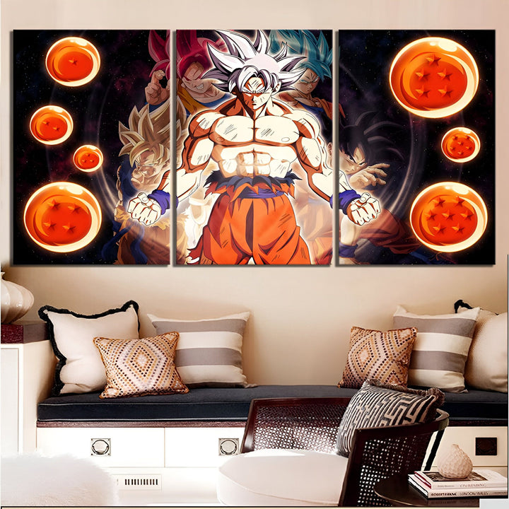 L'image représente un triptyque de l'anime Dragon Ball Z. On y voit Goku, le personnage principal, en train de combattre. Il est entouré de ses amis et de ses ennemis. L'arrière-plan est constitué d'un ciel étoilé.,TA-2708159100,TA-3312041031,TA-9032827758