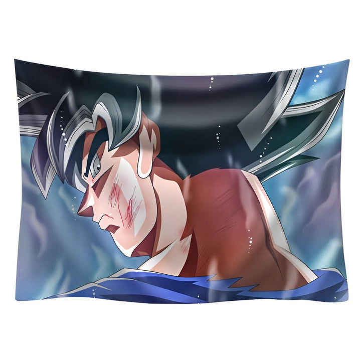 Une image de Son Goku, un personnage de la série animée Dragon Ball Z. Il est représenté de dos, avec les cheveux noirs et les yeux bleus. Il porte une combinaison bleue et orange et a une cicatrice sur le visage. Il est en train de se battre contre un adversaire invisible.,TO-3822632228,TO-7323425522,TO-1615328483