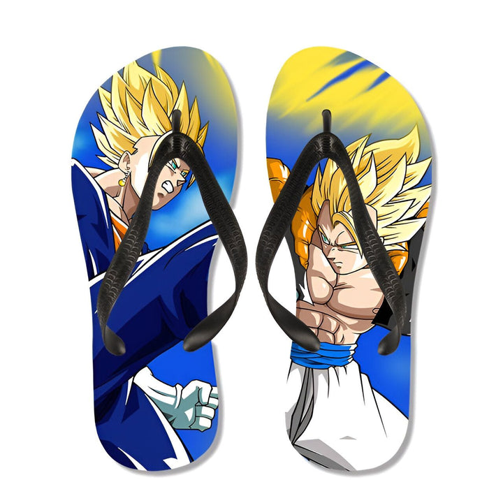 Une paire de tongs bleues et jaunes à l'effigie de Vegeta et de Goku, deux personnages de la série animée Dragon Ball Z.,TO-7009784175,TO-5489119128,TO-2626654531,TO-565544996X