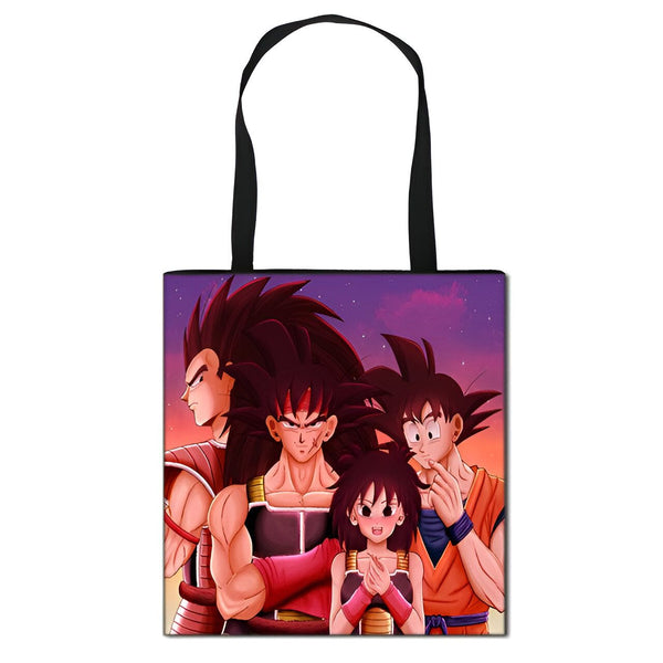Une image de Bardock, Gine, Goku et Raditz. Bardock et Gine sont les parents de Goku et Raditz. Goku est le protagoniste de la série Dragon Ball. Raditz est le frère aîné de Goku.,TO-9251761426