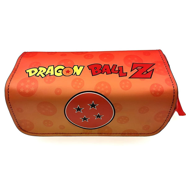 Une trousse rouge et orange avec le logo de Dragon Ball Z, qui représente une sphère orange avec quatre étoiles rouges et le texte "Dragon Ball Z" écrit en lettres jaunes et rouges.,TR-2083308794
